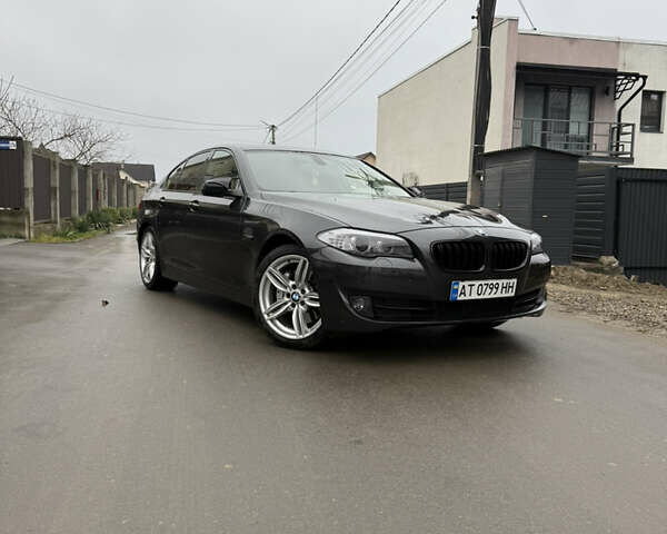 Сірий БМВ 5 Серія, об'ємом двигуна 2.99 л та пробігом 320 тис. км за 13999 $, фото 9 на Automoto.ua