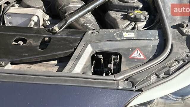 БМВ 5 Серия 2010 в Киеве на Automoto.ua Серый БМВ 5 Серия, объемом двигателя 3.5 л и пробегом 138 тыс. км за 25500 $, фото 26 на Automoto.ua