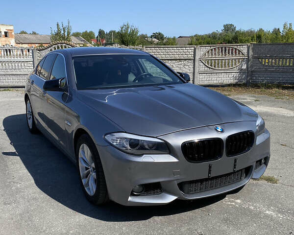 Серый БМВ 5 Серия, объемом двигателя 2.99 л и пробегом 363 тыс. км за 15500 $, фото 2 на Automoto.ua