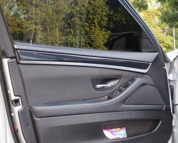Сірий БМВ 5 Серія, об'ємом двигуна 2 л та пробігом 290 тис. км за 12900 $, фото 20 на Automoto.ua