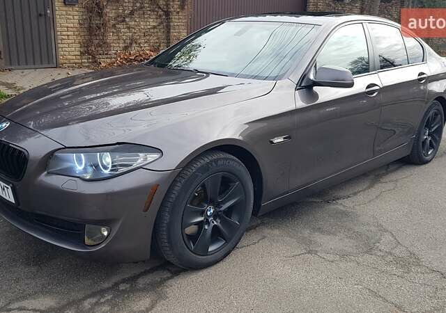 Сірий БМВ 5 Серія, об'ємом двигуна 3 л та пробігом 316 тис. км за 10400 $, фото 9 на Automoto.ua