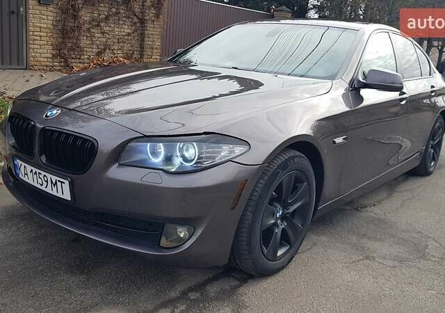Сірий БМВ 5 Серія, об'ємом двигуна 3 л та пробігом 316 тис. км за 10400 $, фото 11 на Automoto.ua