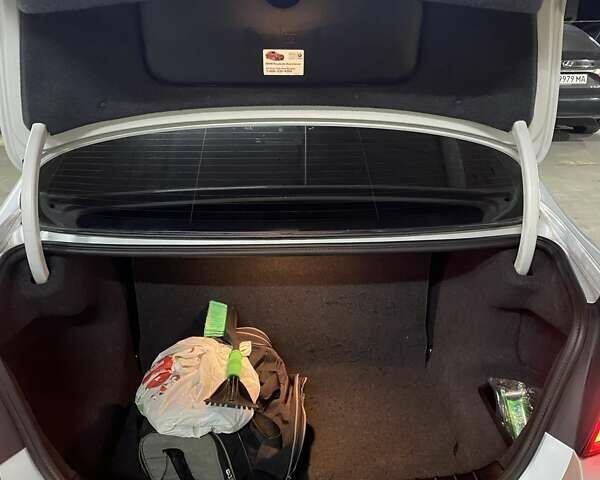 Серый БМВ 5 Серия, объемом двигателя 3 л и пробегом 165 тыс. км за 15500 $, фото 30 на Automoto.ua