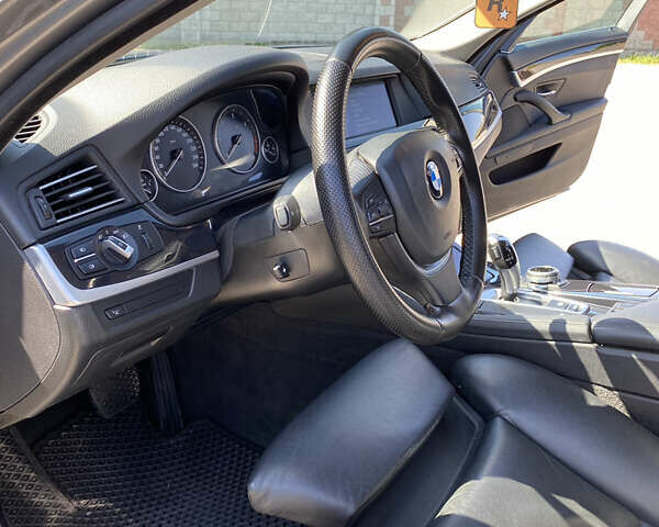 Серый БМВ 5 Серия, объемом двигателя 2.99 л и пробегом 363 тыс. км за 15500 $, фото 16 на Automoto.ua