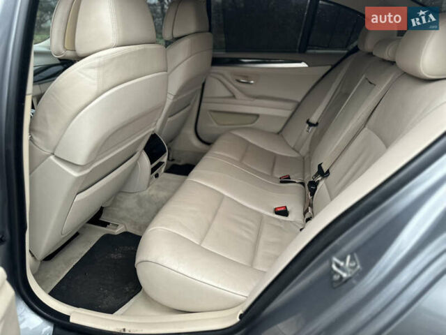 Серый БМВ 5 Серия, объемом двигателя 3 л и пробегом 290 тыс. км за 17000 $, фото 15 на Automoto.ua