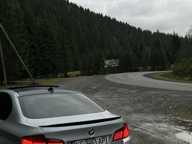 Серый БМВ 5 Серия, объемом двигателя 2 л и пробегом 306 тыс. км за 11900 $, фото 1 на Automoto.ua