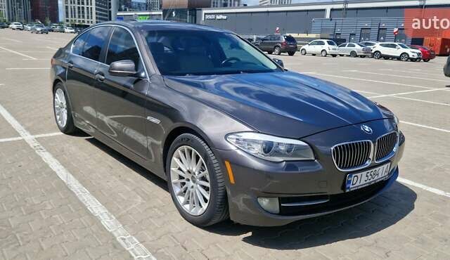 Сірий БМВ 5 Серія, об'ємом двигуна 3 л та пробігом 189 тис. км за 13100 $, фото 1 на Automoto.ua