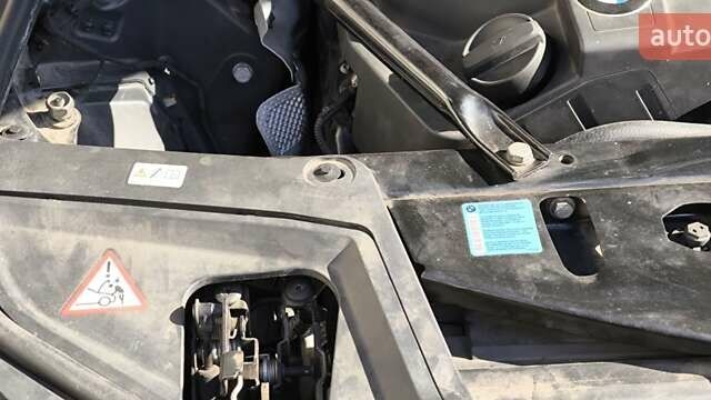 БМВ 5 Серия 2010 в Киеве на Automoto.ua Серый БМВ 5 Серия, объемом двигателя 3.5 л и пробегом 138 тыс. км за 25500 $, фото 28 на Automoto.ua
