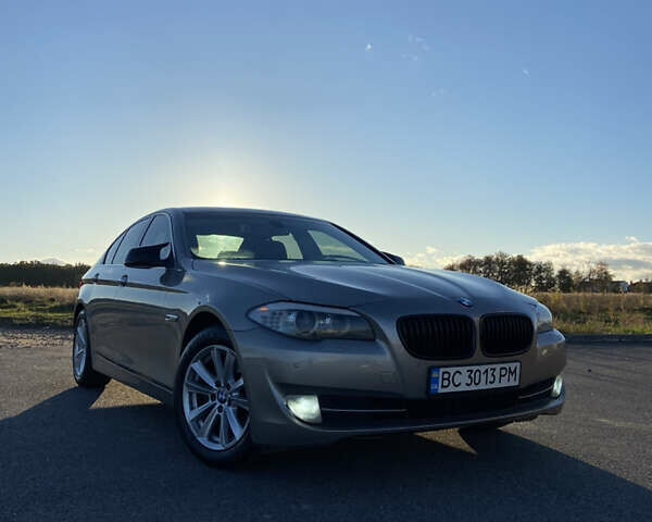 Сірий БМВ 5 Серія, об'ємом двигуна 2.99 л та пробігом 281 тис. км за 11800 $, фото 12 на Automoto.ua