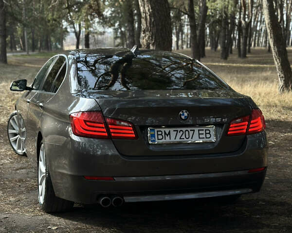 Сірий БМВ 5 Серія, об'ємом двигуна 3 л та пробігом 318 тис. км за 15400 $, фото 4 на Automoto.ua