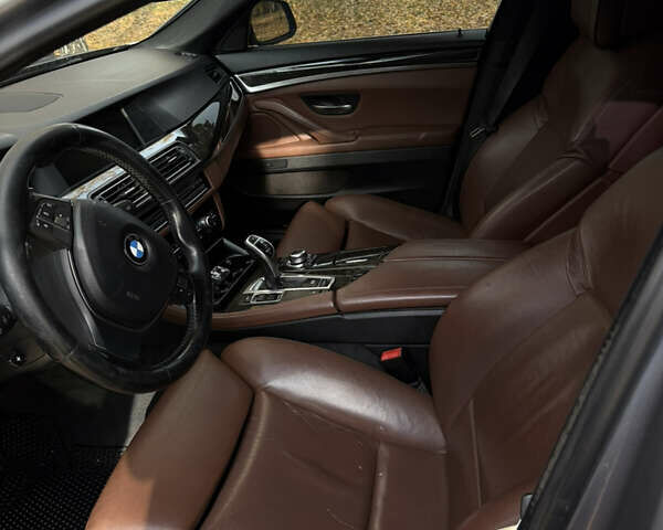 Серый БМВ 5 Серия, объемом двигателя 2.99 л и пробегом 371 тыс. км за 15800 $, фото 12 на Automoto.ua