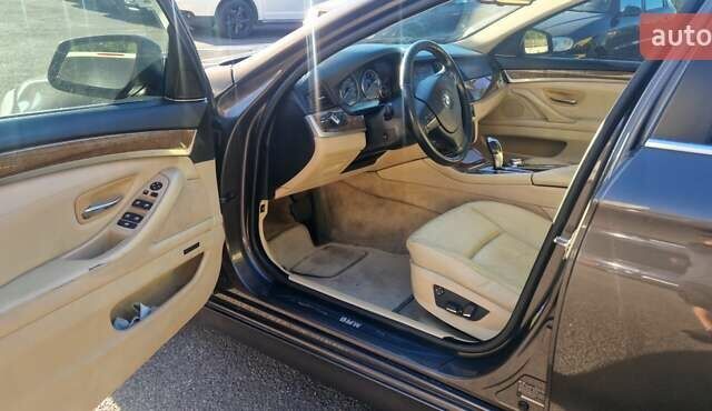 Сірий БМВ 5 Серія, об'ємом двигуна 3 л та пробігом 189 тис. км за 13100 $, фото 8 на Automoto.ua