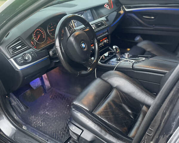 Серый БМВ 5 Серия, объемом двигателя 2 л и пробегом 299 тыс. км за 12500 $, фото 16 на Automoto.ua