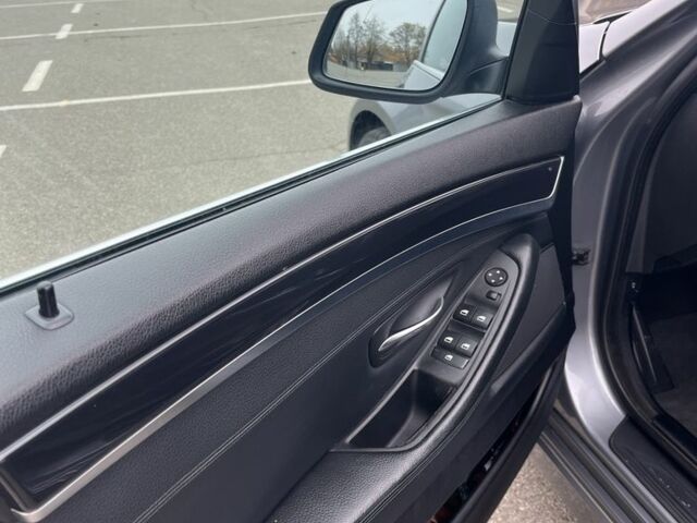 Серый БМВ 5 Серия, объемом двигателя 2 л и пробегом 270 тыс. км за 13500 $, фото 4 на Automoto.ua