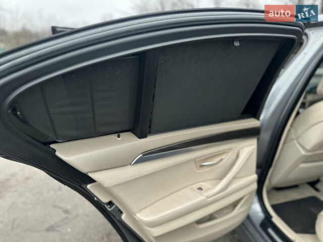 Серый БМВ 5 Серия, объемом двигателя 3 л и пробегом 290 тыс. км за 17000 $, фото 16 на Automoto.ua