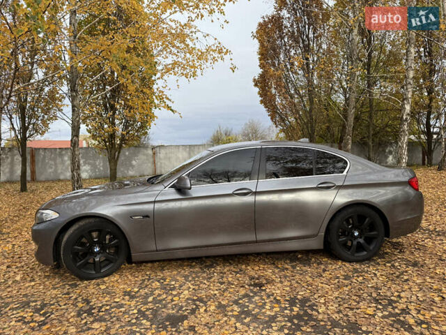 Серый БМВ 5 Серия, объемом двигателя 2.99 л и пробегом 371 тыс. км за 15800 $, фото 6 на Automoto.ua