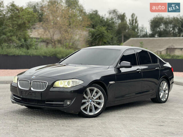 Серый БМВ 5 Серия, объемом двигателя 2.99 л и пробегом 207 тыс. км за 18000 $, фото 7 на Automoto.ua