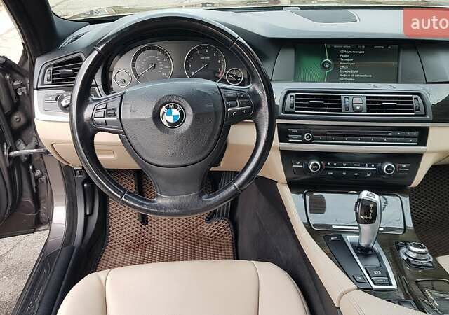 Сірий БМВ 5 Серія, об'ємом двигуна 3 л та пробігом 316 тис. км за 10400 $, фото 18 на Automoto.ua