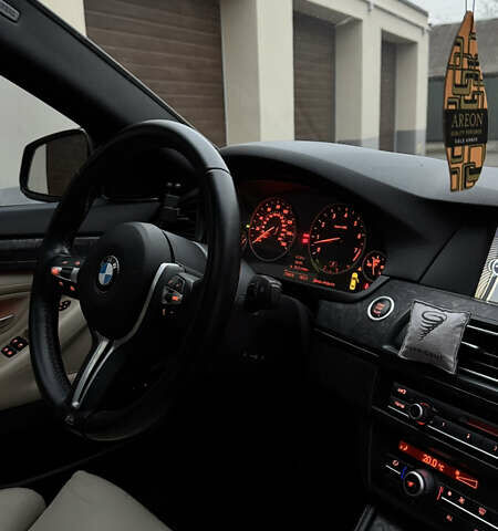 Сірий БМВ 5 Серія, об'ємом двигуна 3 л та пробігом 215 тис. км за 12500 $, фото 20 на Automoto.ua