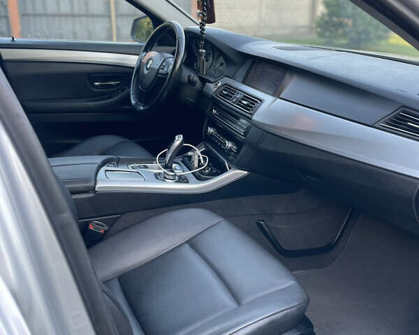 Серый БМВ 5 Серия, объемом двигателя 2.99 л и пробегом 213 тыс. км за 17800 $, фото 37 на Automoto.ua