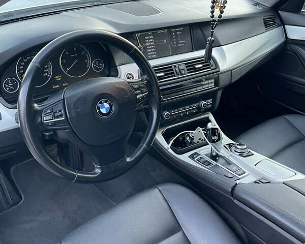 Серый БМВ 5 Серия, объемом двигателя 2.99 л и пробегом 213 тыс. км за 17800 $, фото 44 на Automoto.ua