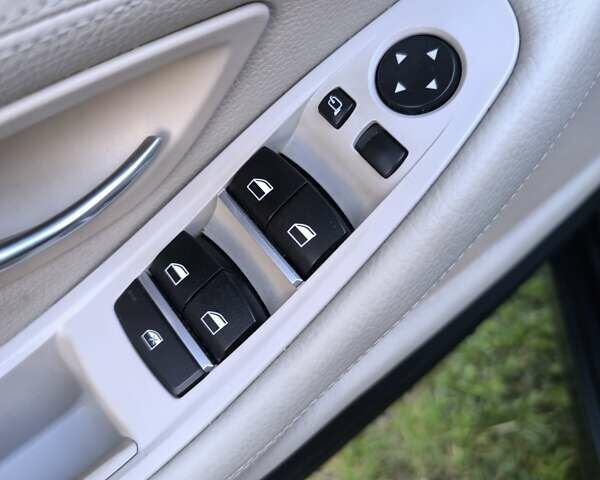 Сірий БМВ 5 Серія, об'ємом двигуна 2 л та пробігом 310 тис. км за 13100 $, фото 18 на Automoto.ua