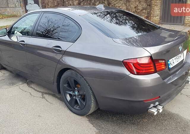 Сірий БМВ 5 Серія, об'ємом двигуна 3 л та пробігом 316 тис. км за 10400 $, фото 13 на Automoto.ua