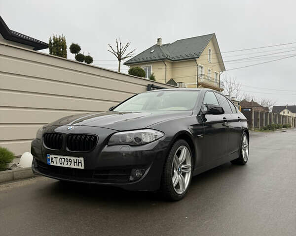 Сірий БМВ 5 Серія, об'ємом двигуна 2.99 л та пробігом 320 тис. км за 13999 $, фото 1 на Automoto.ua