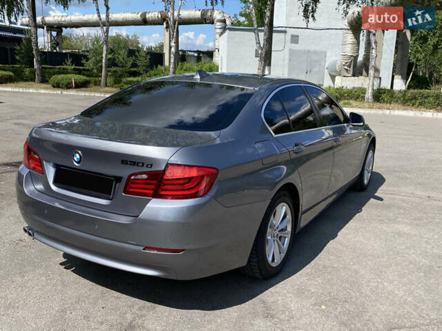 Сірий БМВ 5 Серія, об'ємом двигуна 3 л та пробігом 316 тис. км за 14700 $, фото 7 на Automoto.ua