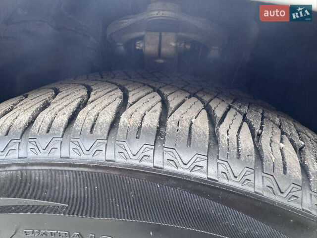 Серый БМВ 5 Серия, объемом двигателя 2.99 л и пробегом 223 тыс. км за 11350 $, фото 24 на Automoto.ua