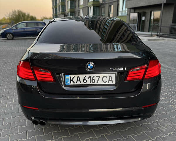 Серый БМВ 5 Серия, объемом двигателя 2 л и пробегом 285 тыс. км за 11200 $, фото 3 на Automoto.ua