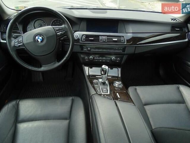 Серый БМВ 5 Серия, объемом двигателя 2.99 л и пробегом 208 тыс. км за 12000 $, фото 4 на Automoto.ua