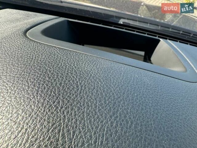 Серый БМВ 5 Серия, объемом двигателя 2.98 л и пробегом 245 тыс. км за 13000 $, фото 5 на Automoto.ua