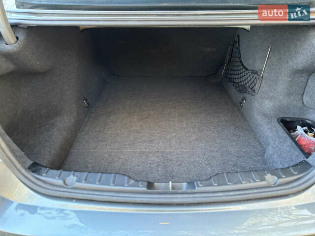 Серый БМВ 5 Серия, объемом двигателя 2.5 л и пробегом 128 тыс. км за 12900 $, фото 19 на Automoto.ua