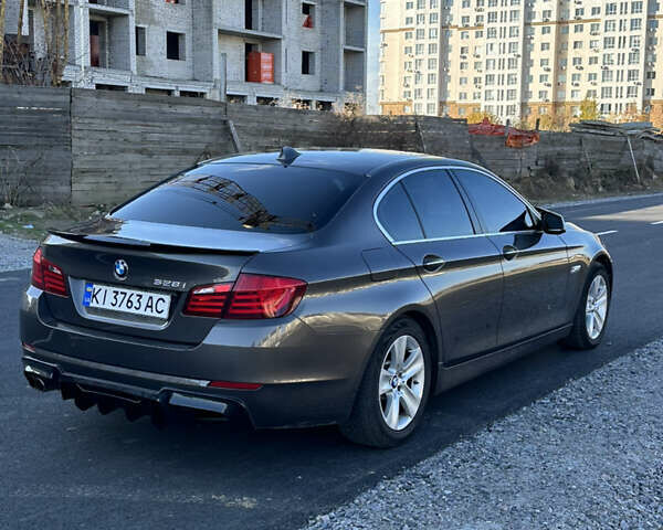 Серый БМВ 5 Серия, объемом двигателя 2 л и пробегом 277 тыс. км за 12199 $, фото 4 на Automoto.ua