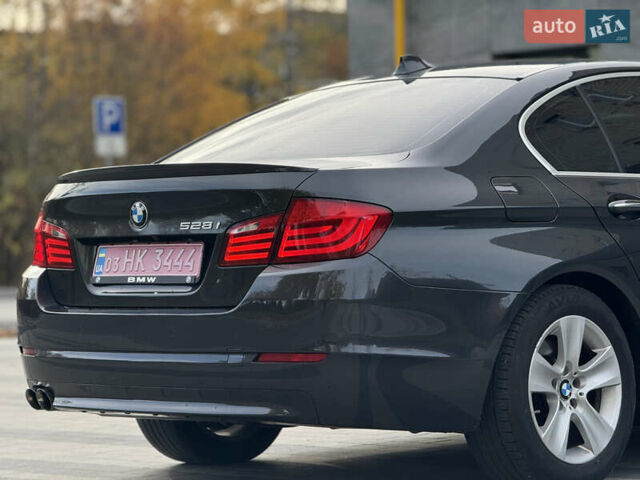 Сірий БМВ 5 Серія, об'ємом двигуна 2 л та пробігом 248 тис. км за 11999 $, фото 9 на Automoto.ua
