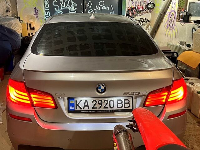 Серый БМВ 5 Серия, объемом двигателя 3 л и пробегом 0 тыс. км за 16500 $, фото 5 на Automoto.ua