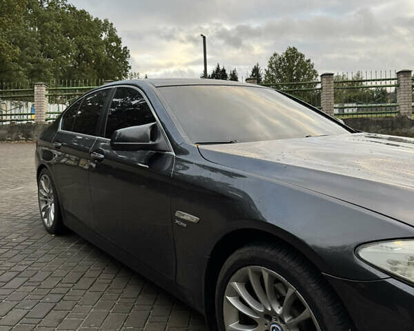 Сірий БМВ 5 Серія, об'ємом двигуна 2 л та пробігом 210 тис. км за 14000 $, фото 10 на Automoto.ua