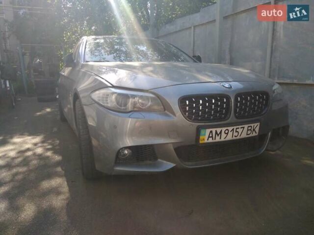 Серый БМВ 5 Серия, объемом двигателя 2.99 л и пробегом 208 тыс. км за 12000 $, фото 1 на Automoto.ua