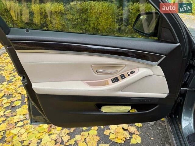 Серый БМВ 5 Серия, объемом двигателя 3 л и пробегом 275 тыс. км за 13490 $, фото 11 на Automoto.ua