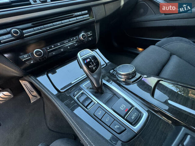 Серый БМВ 5 Серия, объемом двигателя 2.99 л и пробегом 285 тыс. км за 15000 $, фото 4 на Automoto.ua