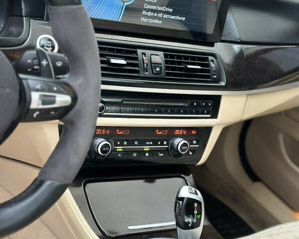 Серый БМВ 5 Серия, объемом двигателя 3 л и пробегом 270 тыс. км за 11700 $, фото 31 на Automoto.ua