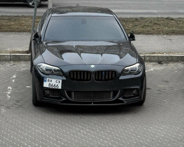 Серый БМВ 5 Серия, объемом двигателя 3 л и пробегом 272 тыс. км за 17000 $, фото 2 на Automoto.ua