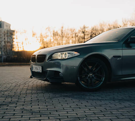 Серый БМВ 5 Серия, объемом двигателя 2 л и пробегом 168 тыс. км за 15500 $, фото 2 на Automoto.ua