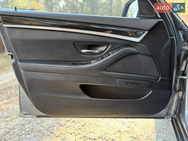 Серый БМВ 5 Серия, объемом двигателя 2.5 л и пробегом 128 тыс. км за 12900 $, фото 7 на Automoto.ua