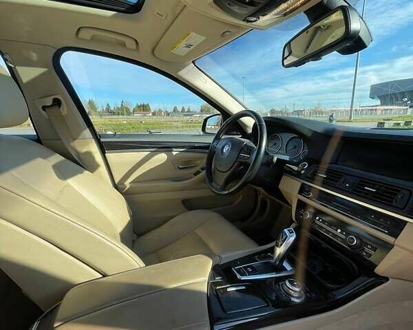 Серый БМВ 5 Серия, объемом двигателя 2 л и пробегом 301 тыс. км за 10900 $, фото 3 на Automoto.ua