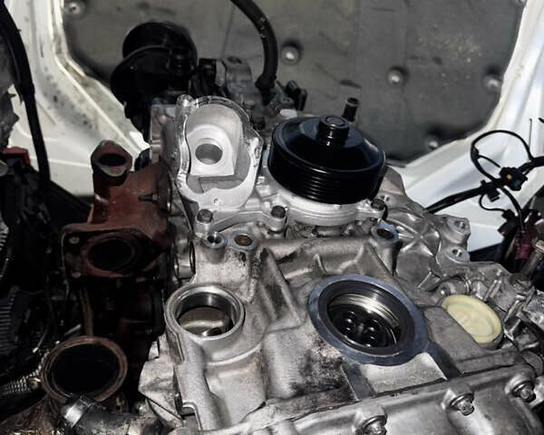 Серый БМВ 5 Серия, объемом двигателя 2 л и пробегом 260 тыс. км за 15450 $, фото 123 на Automoto.ua