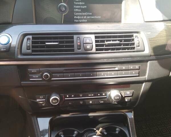 Серый БМВ 5 Серия, объемом двигателя 2.99 л и пробегом 208 тыс. км за 12000 $, фото 18 на Automoto.ua