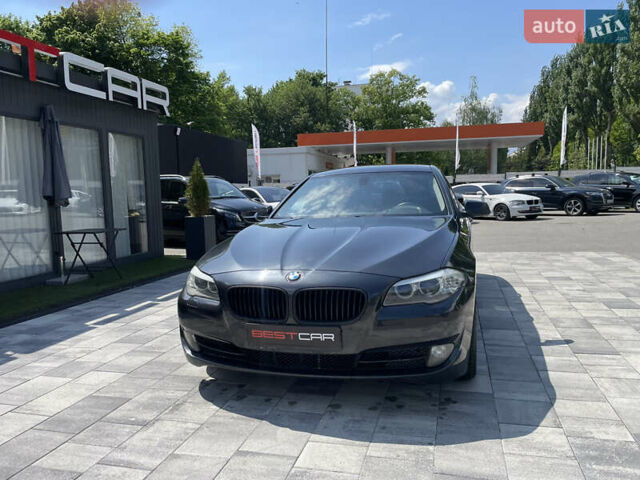 Серый БМВ 5 Серия, объемом двигателя 0 л и пробегом 180 тыс. км за 15000 $, фото 4 на Automoto.ua
