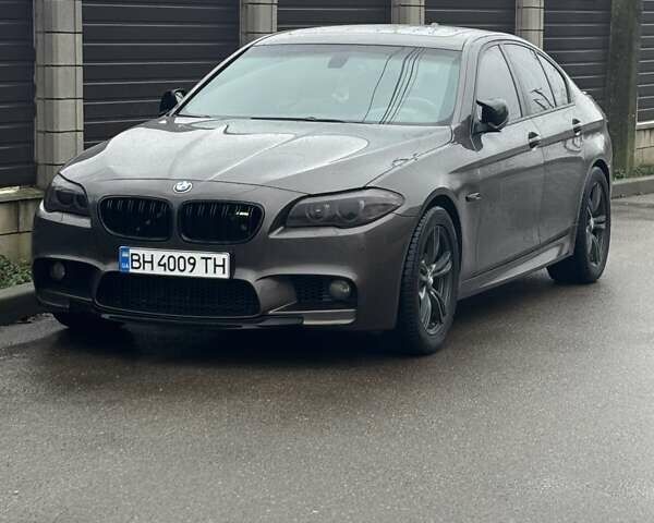 Сірий БМВ 5 Серія, об'ємом двигуна 3 л та пробігом 210 тис. км за 14000 $, фото 2 на Automoto.ua